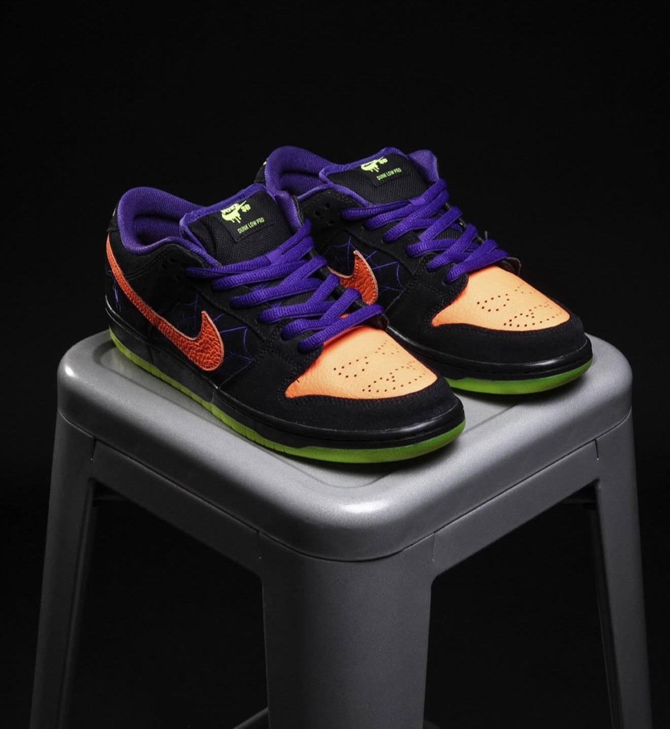 SB Dunk Low Night of Mischief Halloween