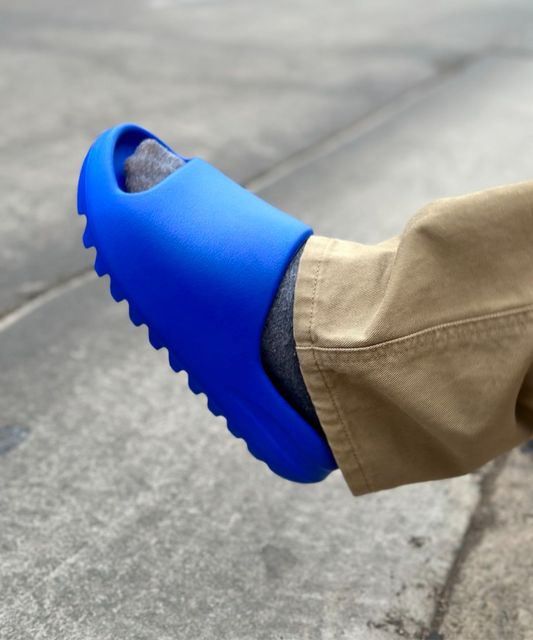 Yeezy Slides - Azure