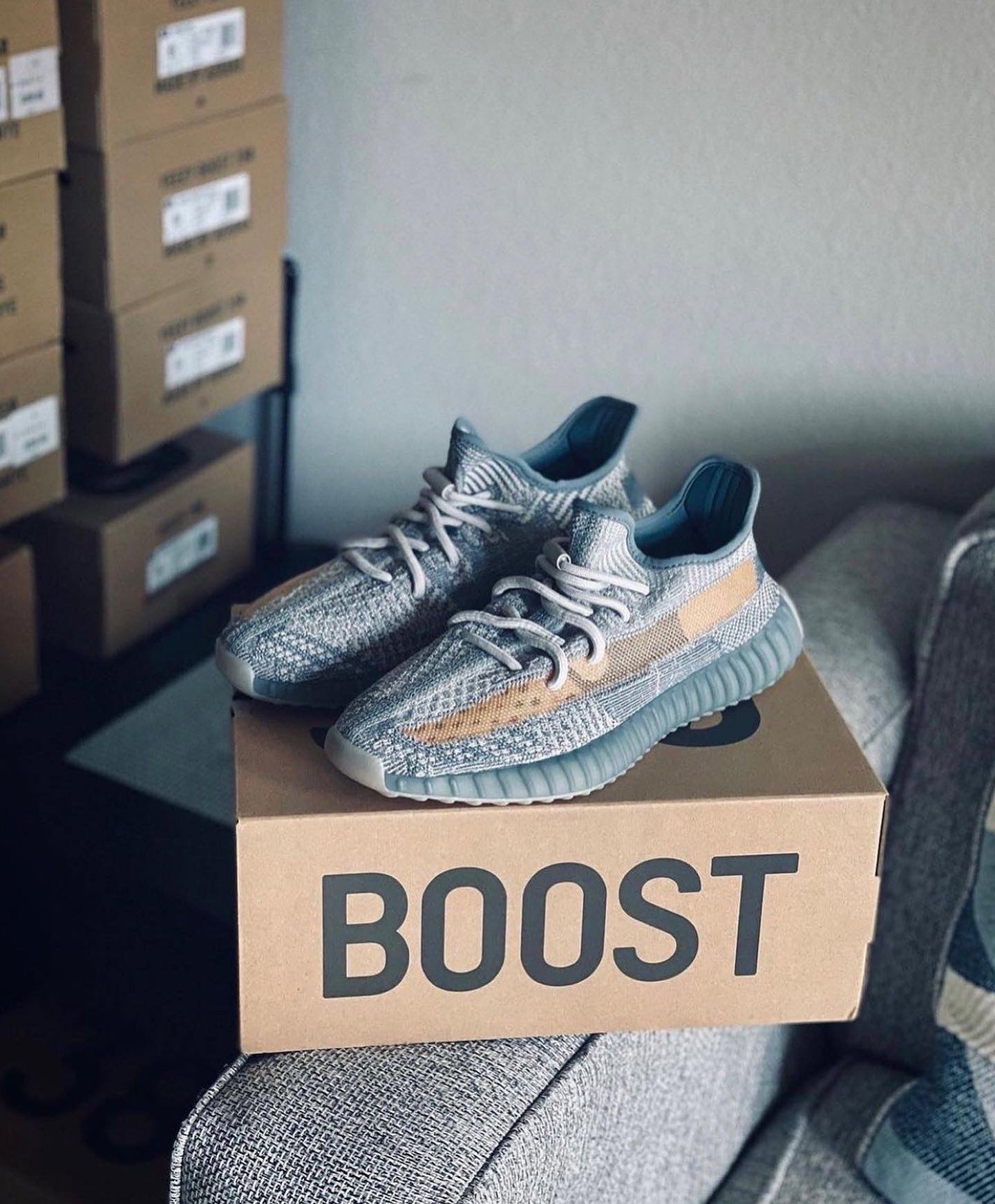 Yeezy Boost 350 V2 Israfil