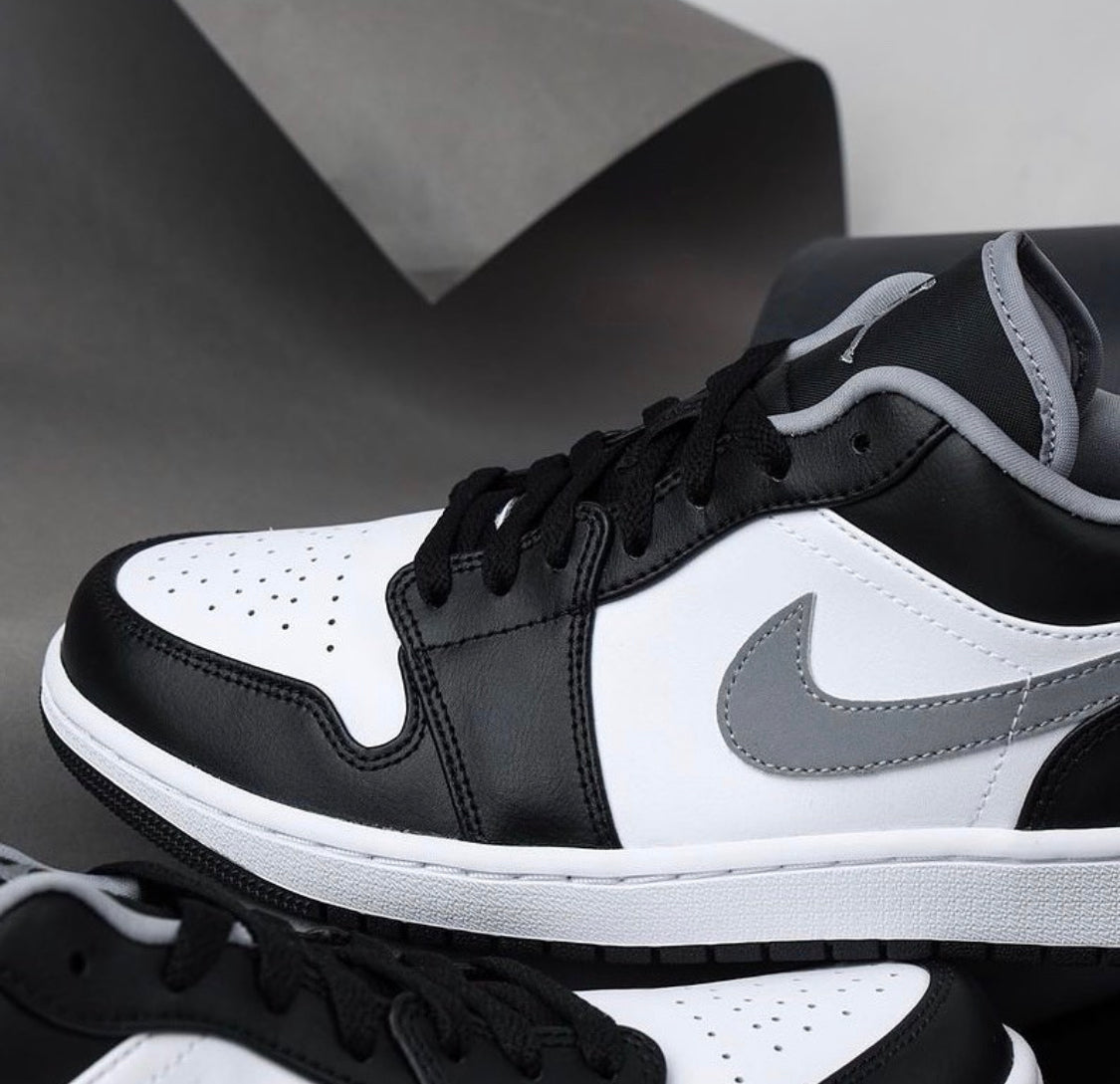 Air Jordan 1 Low “ Black Medium Grey “