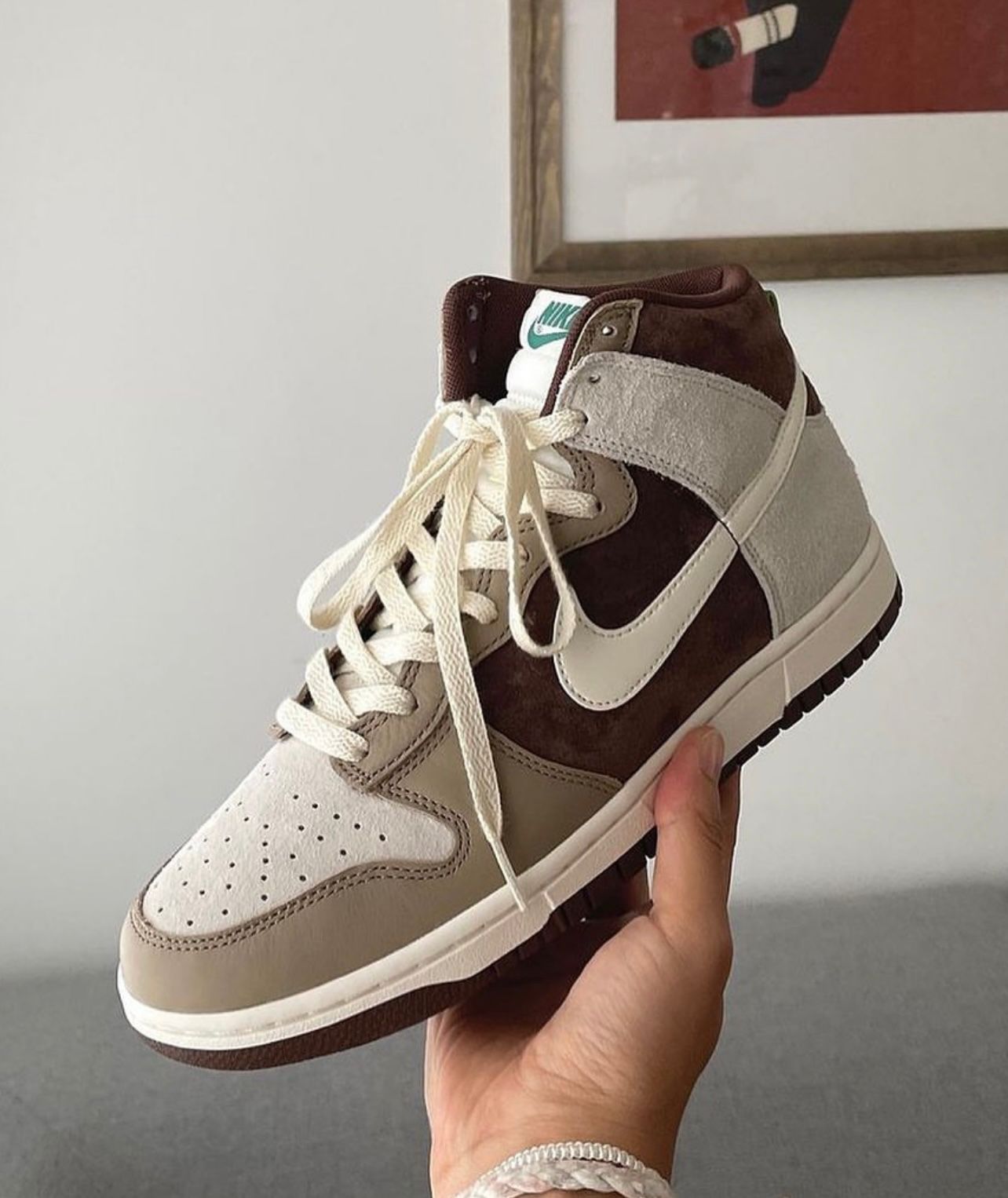 Dunk High “ Ligh Chocolate “