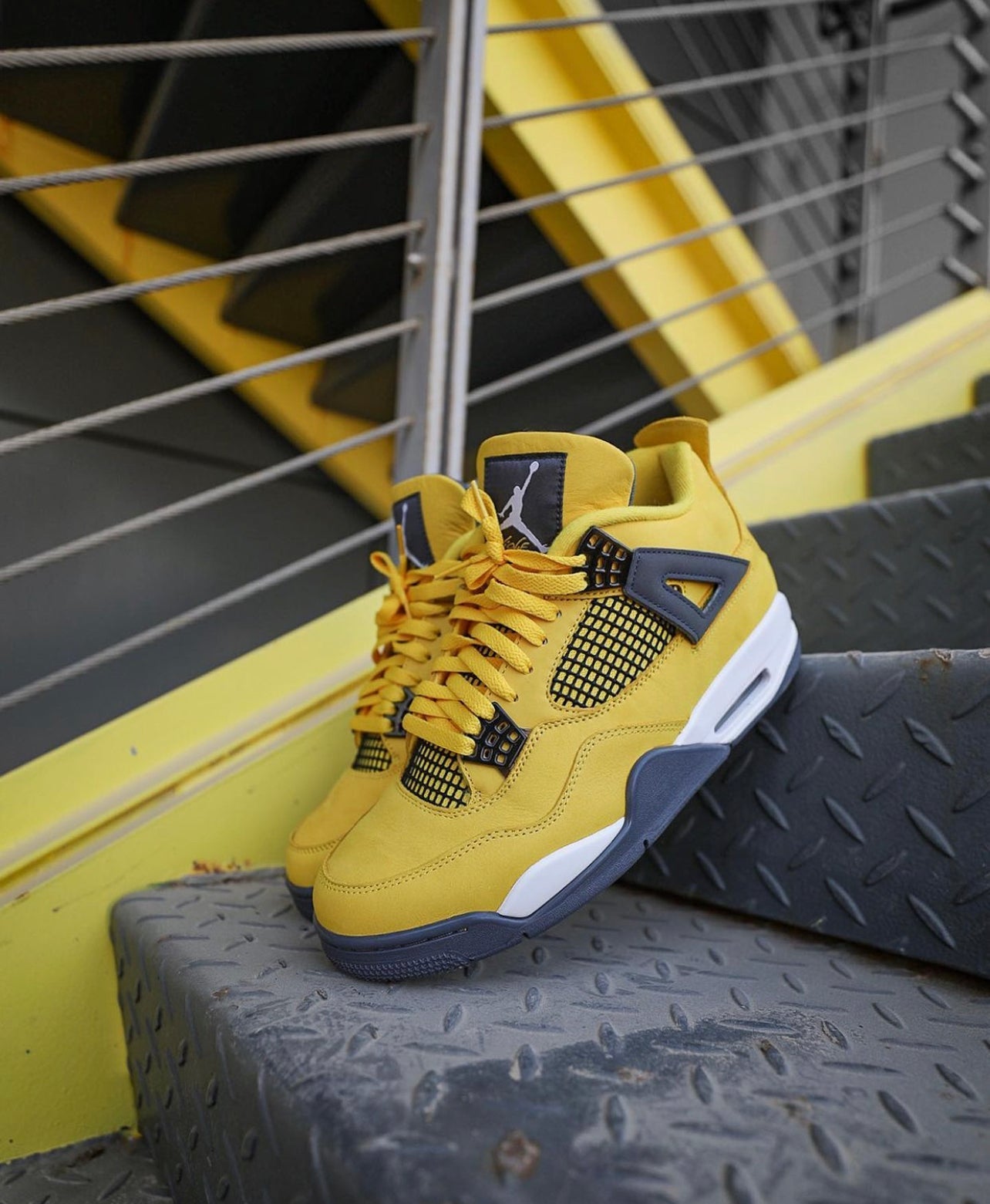 Air Jordan 4 “Lightning”