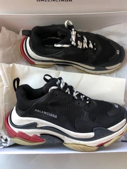 BalenciagaTriple S “Black/Red”