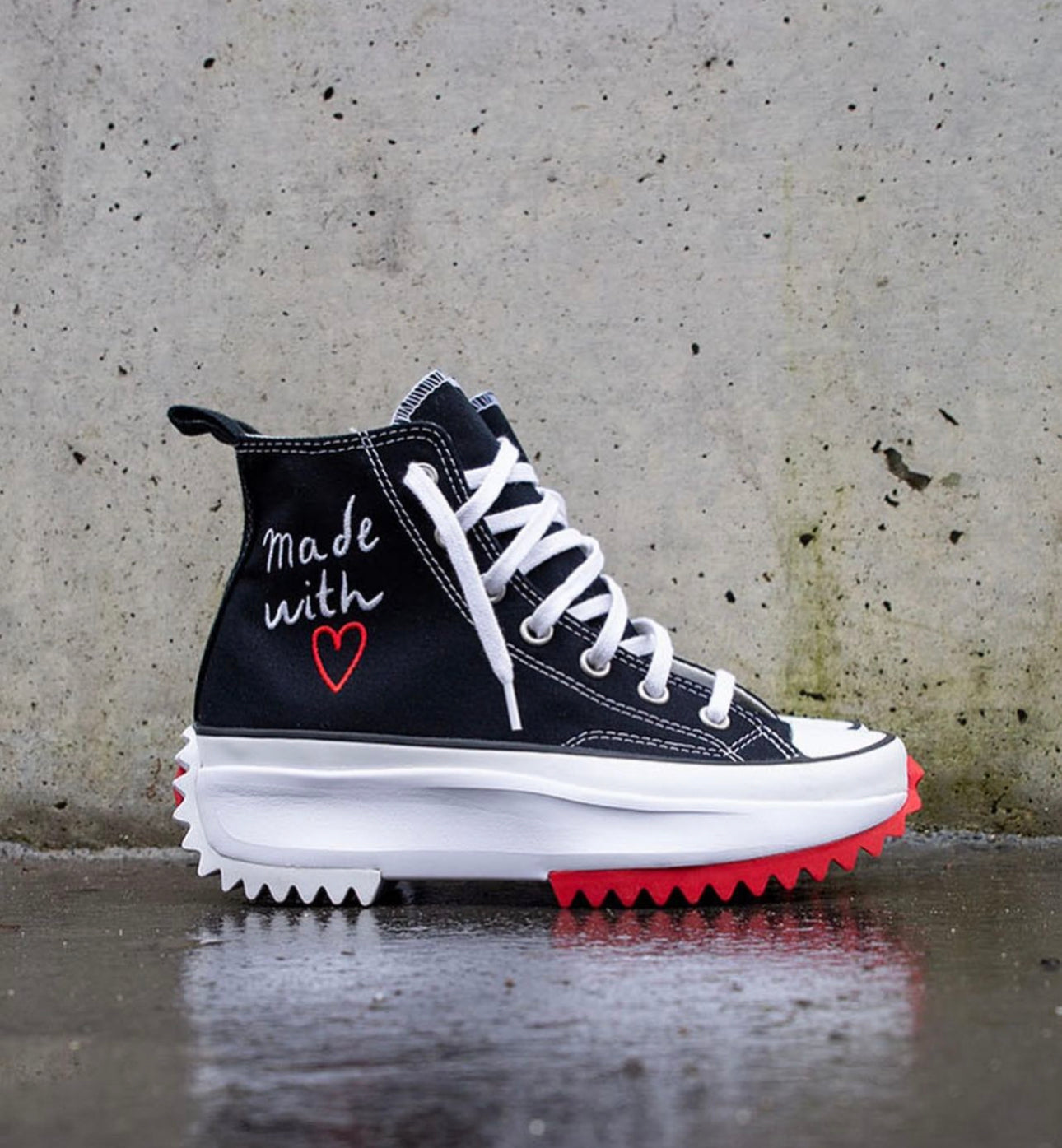 WMNs Converse Run Star Hike “ Made With Love “