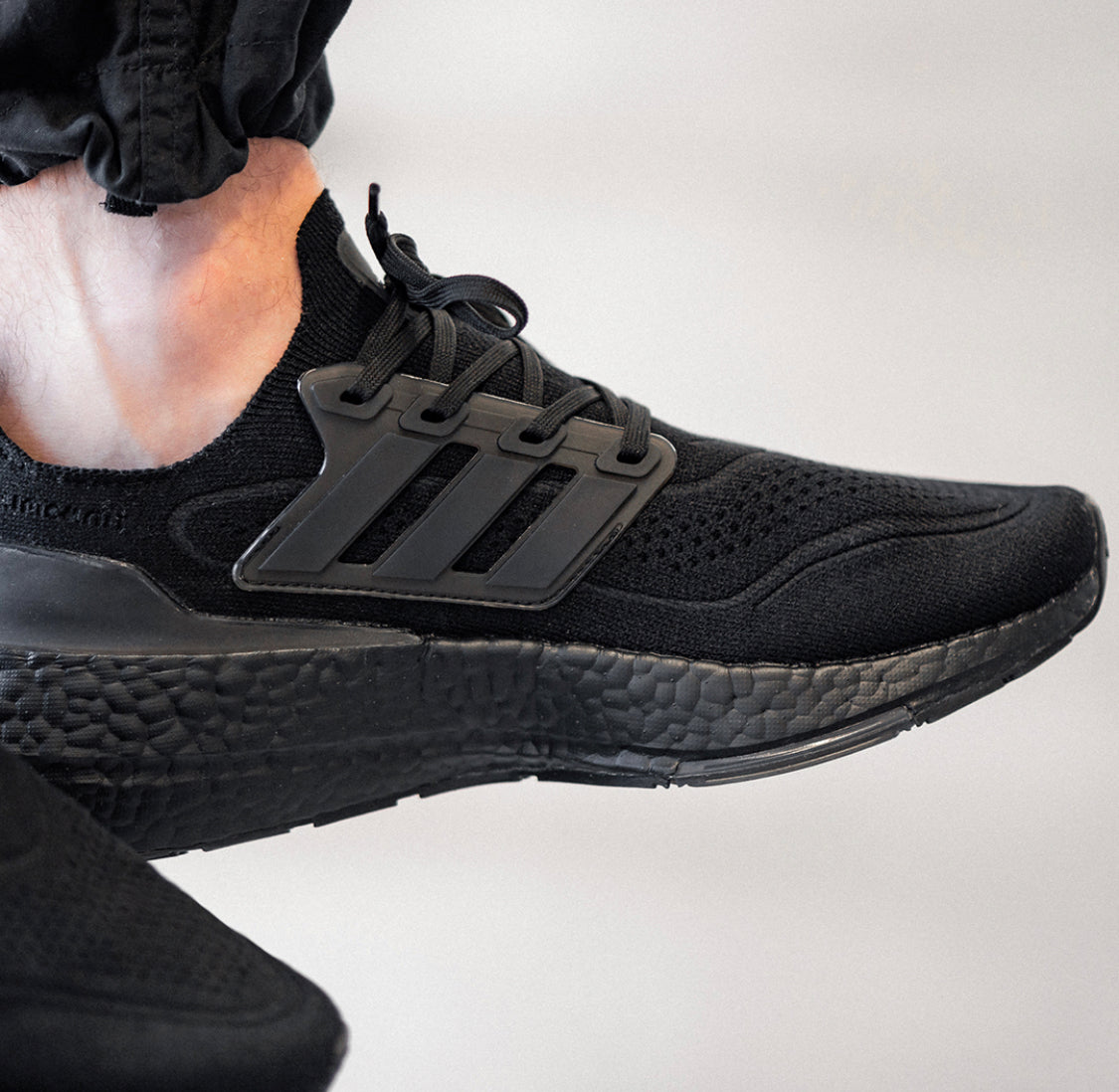 Ultraboost 2021 “Triple Black”