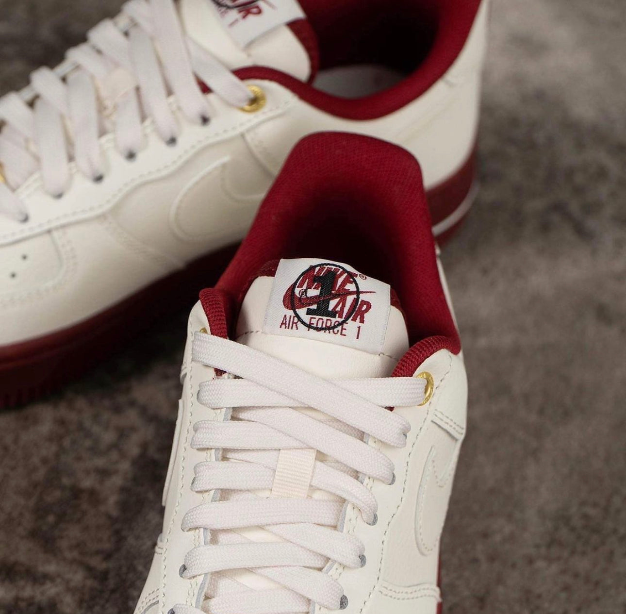 Airforce 1 Low 07 SE 40TH Anniversary “ Cream Burgundy “