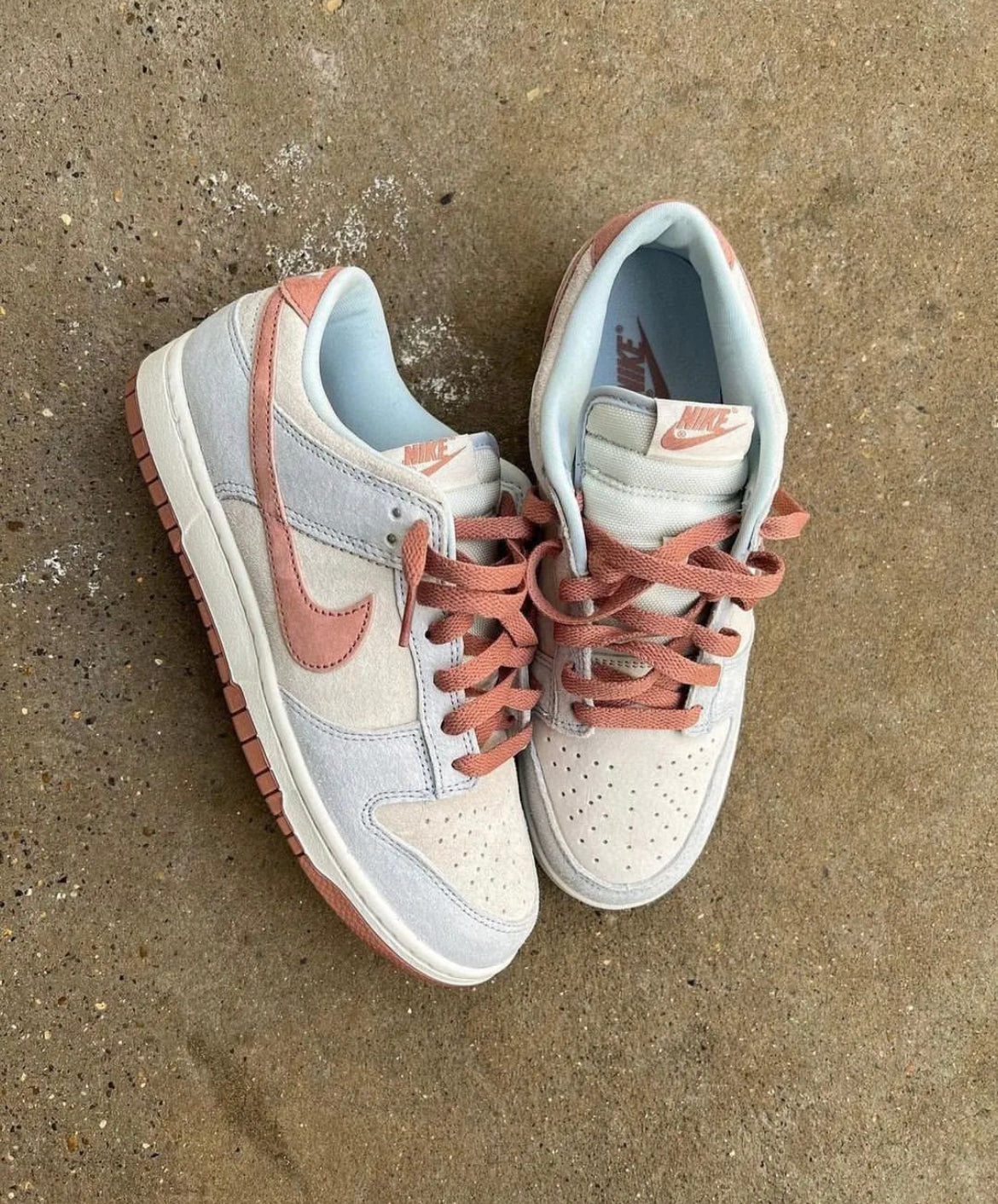 Dunk Low “ Fossil Rose “