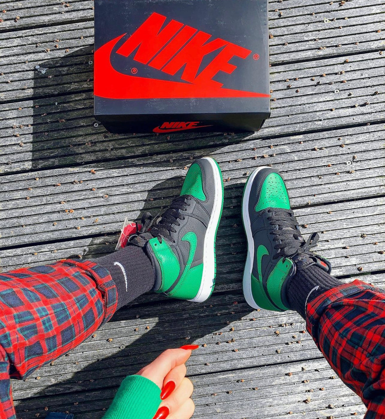 WMNS Air Jordan Retro 1 High “ Pine Green 2.0 ”