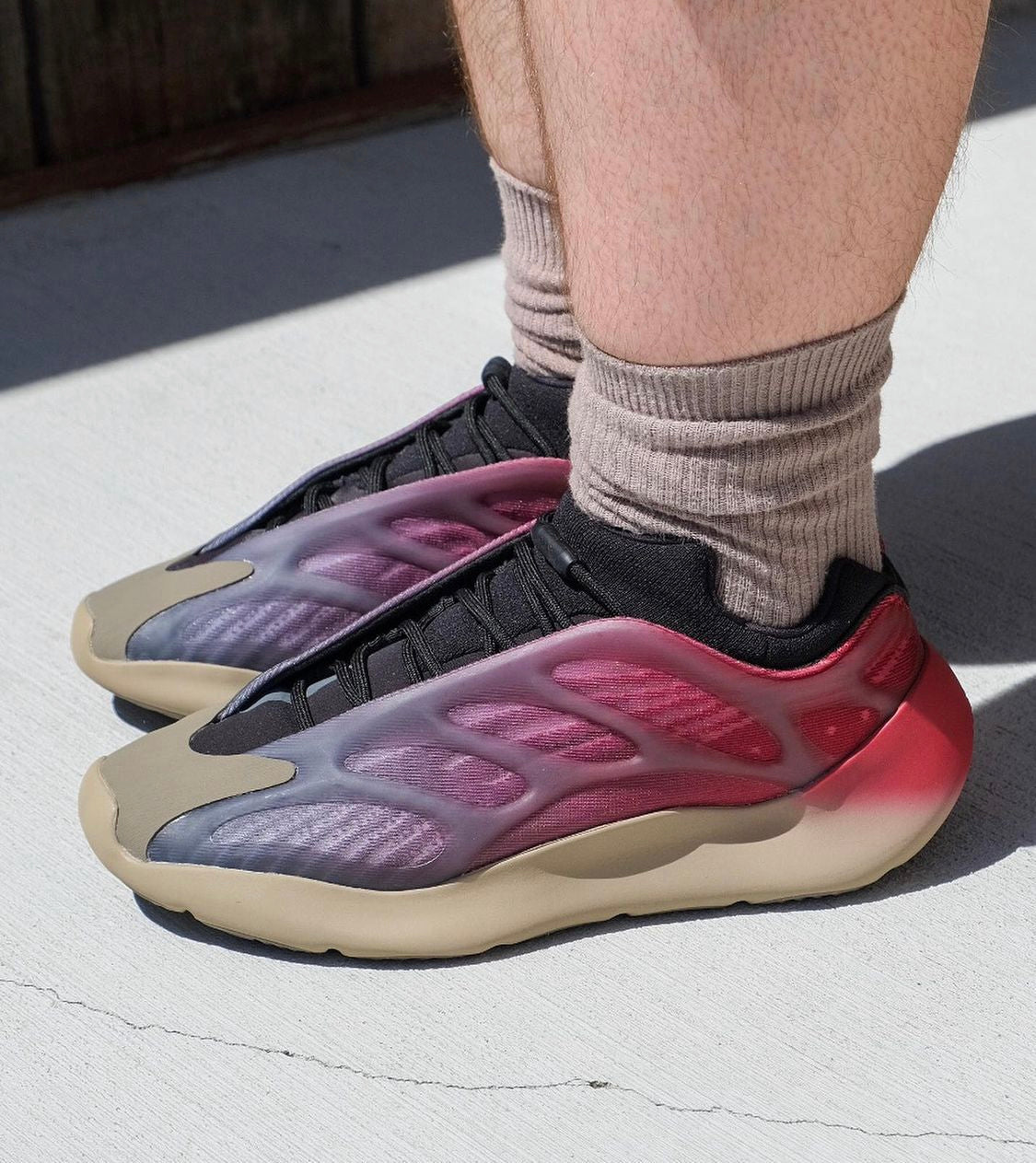 Yeezy Boost 700 V3 “Fade Carbon”