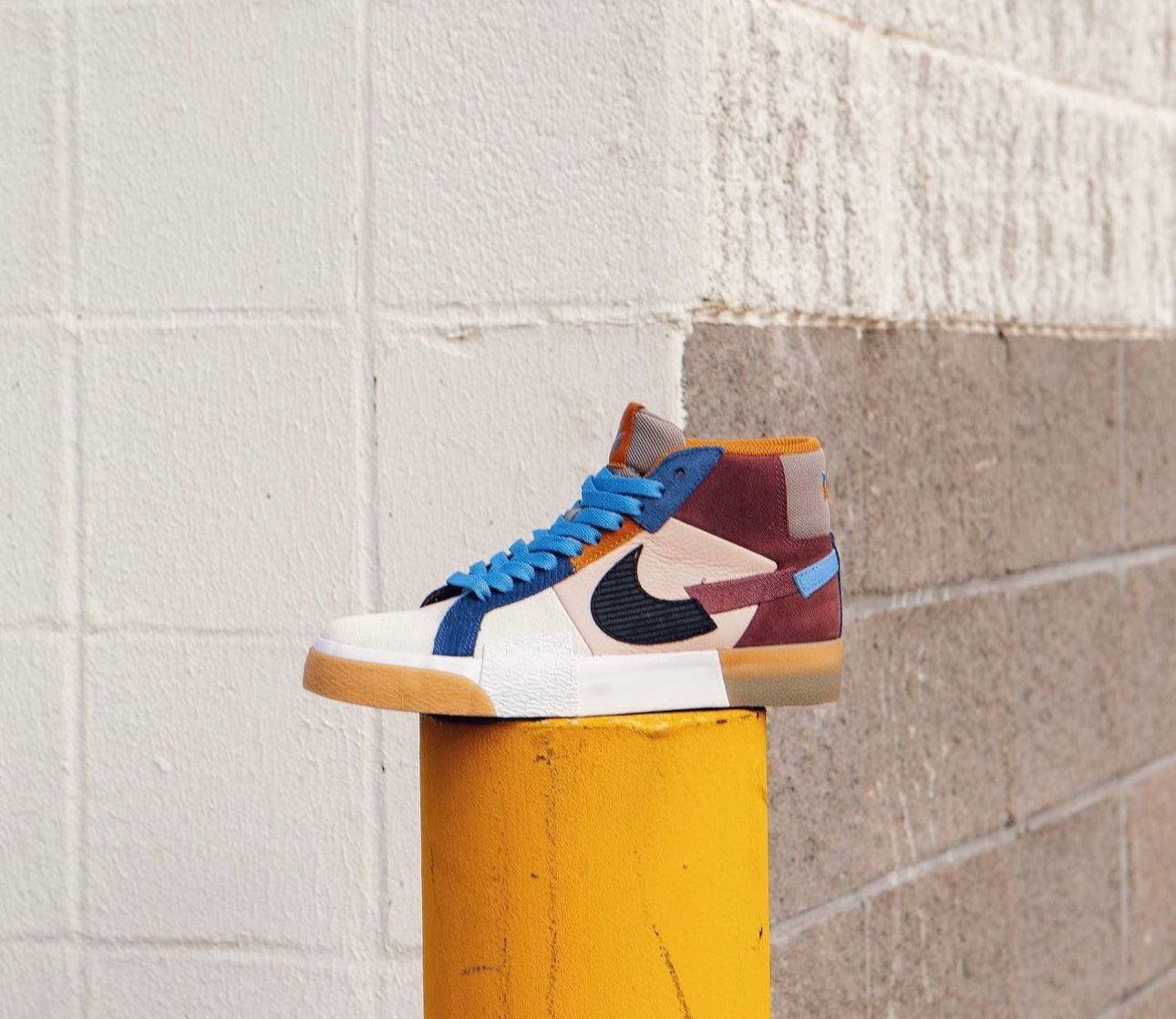 SB Zoom Blazer Mid Premium“ Mosaic Dark Wine “