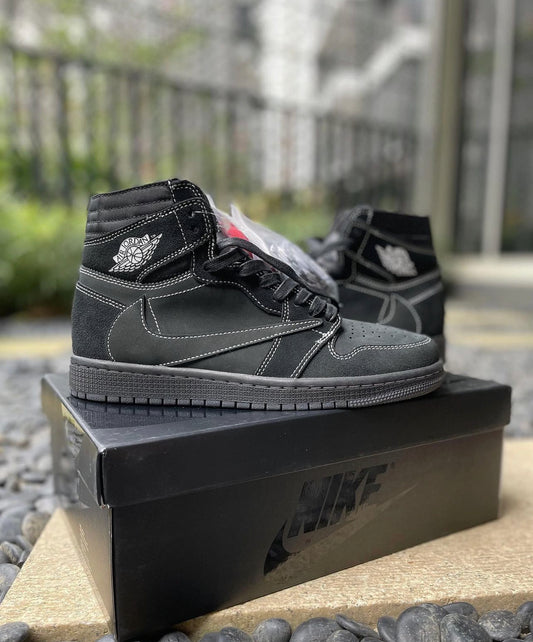 Custom Travis Scott x Air Jordan 1 High “ Phantom “