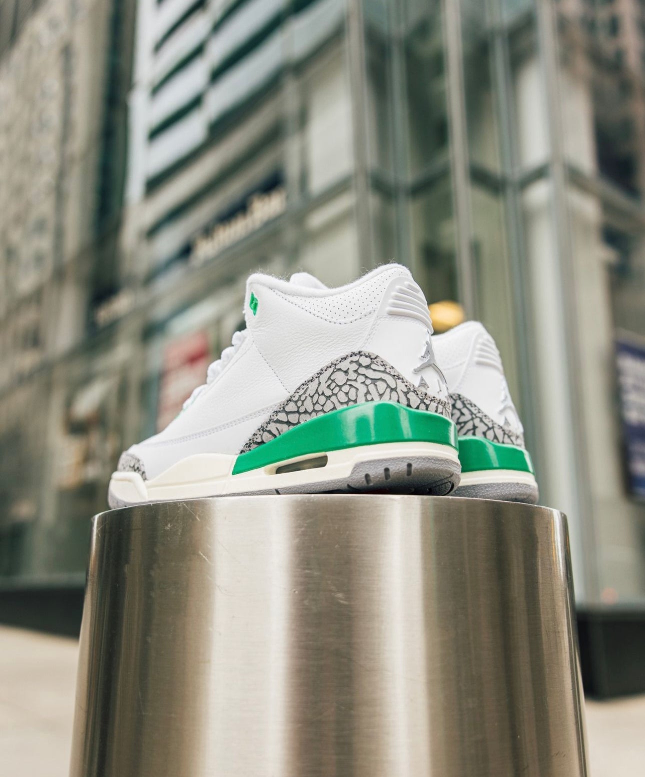 Air Jordan 3 “ Lucky Green “