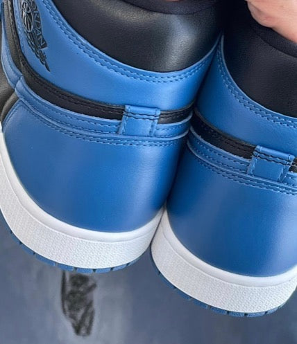 WMNS Air Jordan 1 High “Dark Marina Blue”