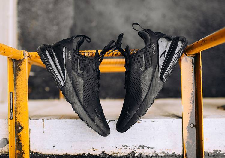 Airmax 270 “ Triple Black ”