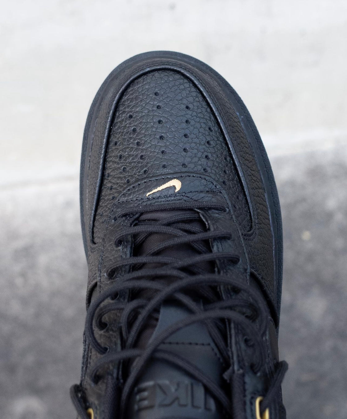 Airforce 1 Luxe “  Black Gum “