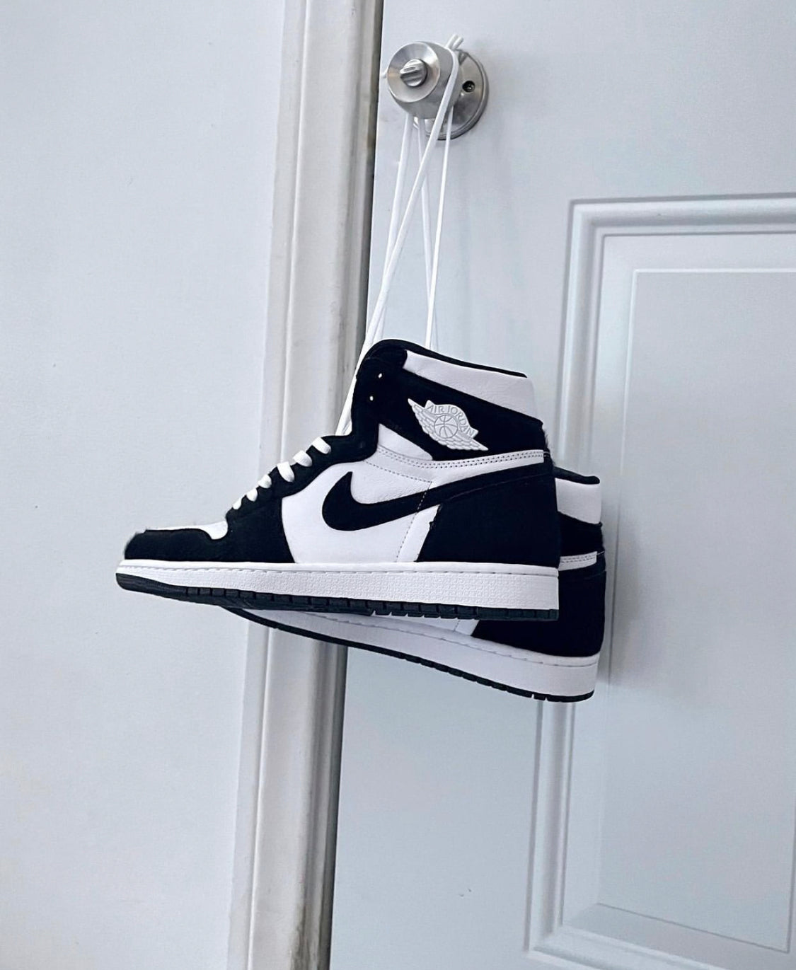 Air Jordan 1 High “ Twist ”