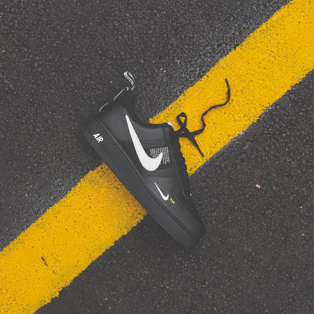 AirForce 1 07 LV8 Utility “Black”