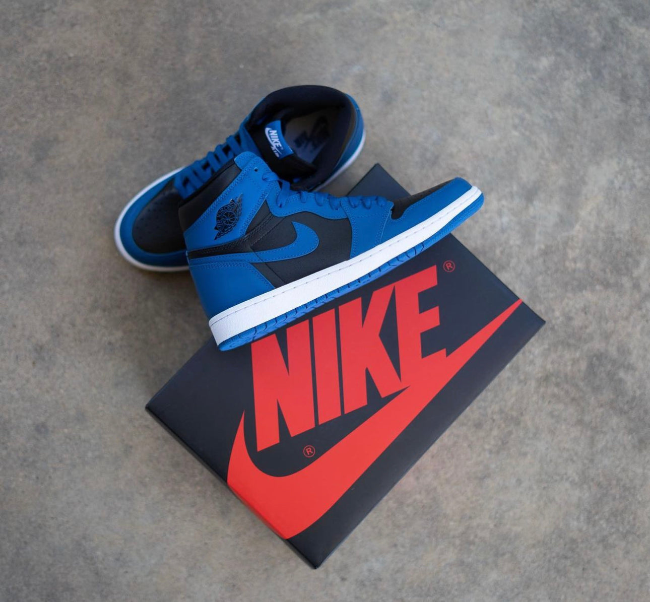 Air Jordan 1 High “ Dark Marina Blue ”