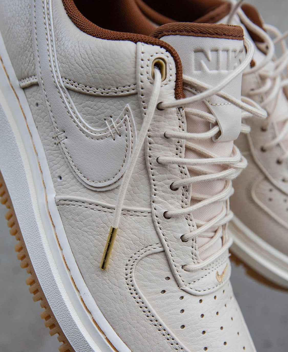 Airforce 1 Luxe “ Pearl City “