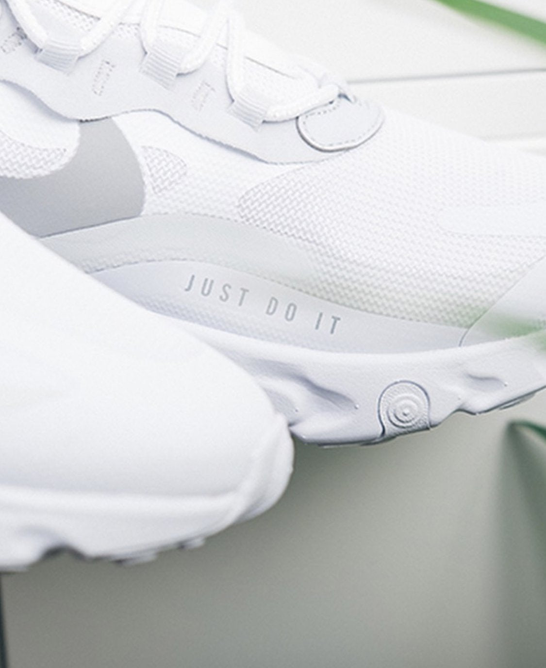 Air Max 270 React “ Triple White “