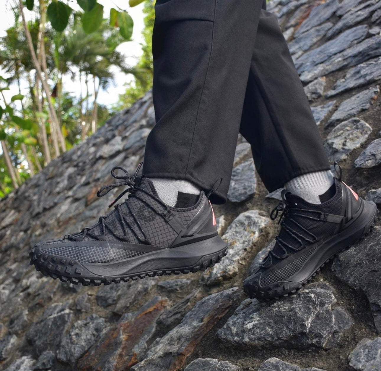 ACG Moutain Fly Low GTX “ Anthracite “