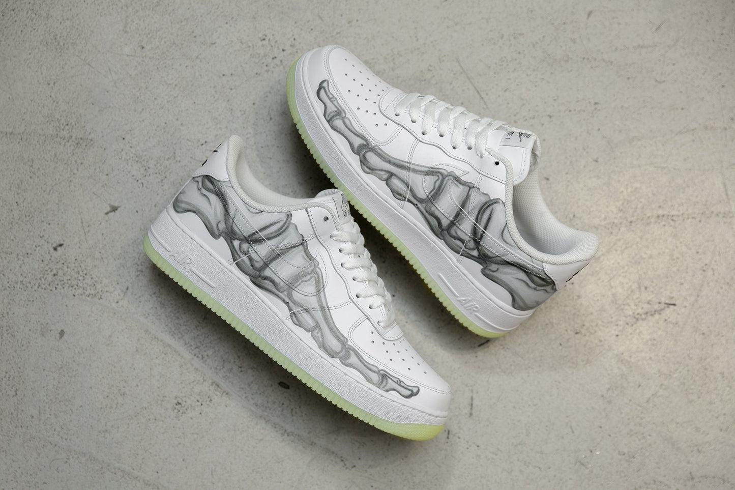 Airforce 1 Low Skeleton “ White “ ( Glow In Dark )