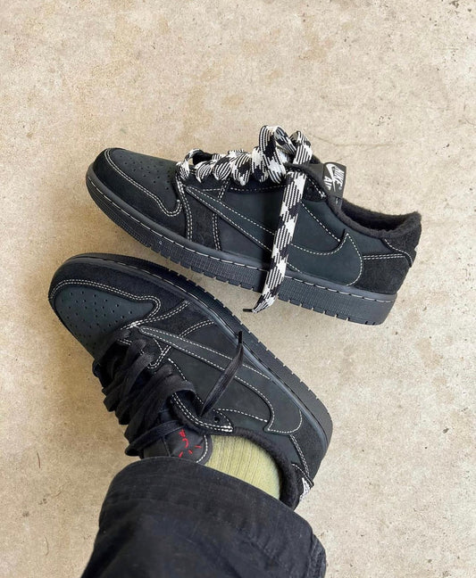 Air Jordan 1 Low x Travis Scott “ Black Phantom “