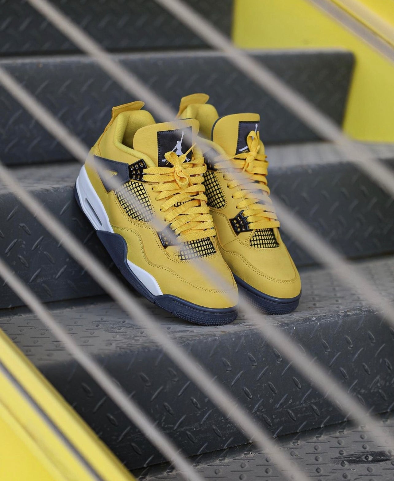 Air Jordan 4 “Lightning”