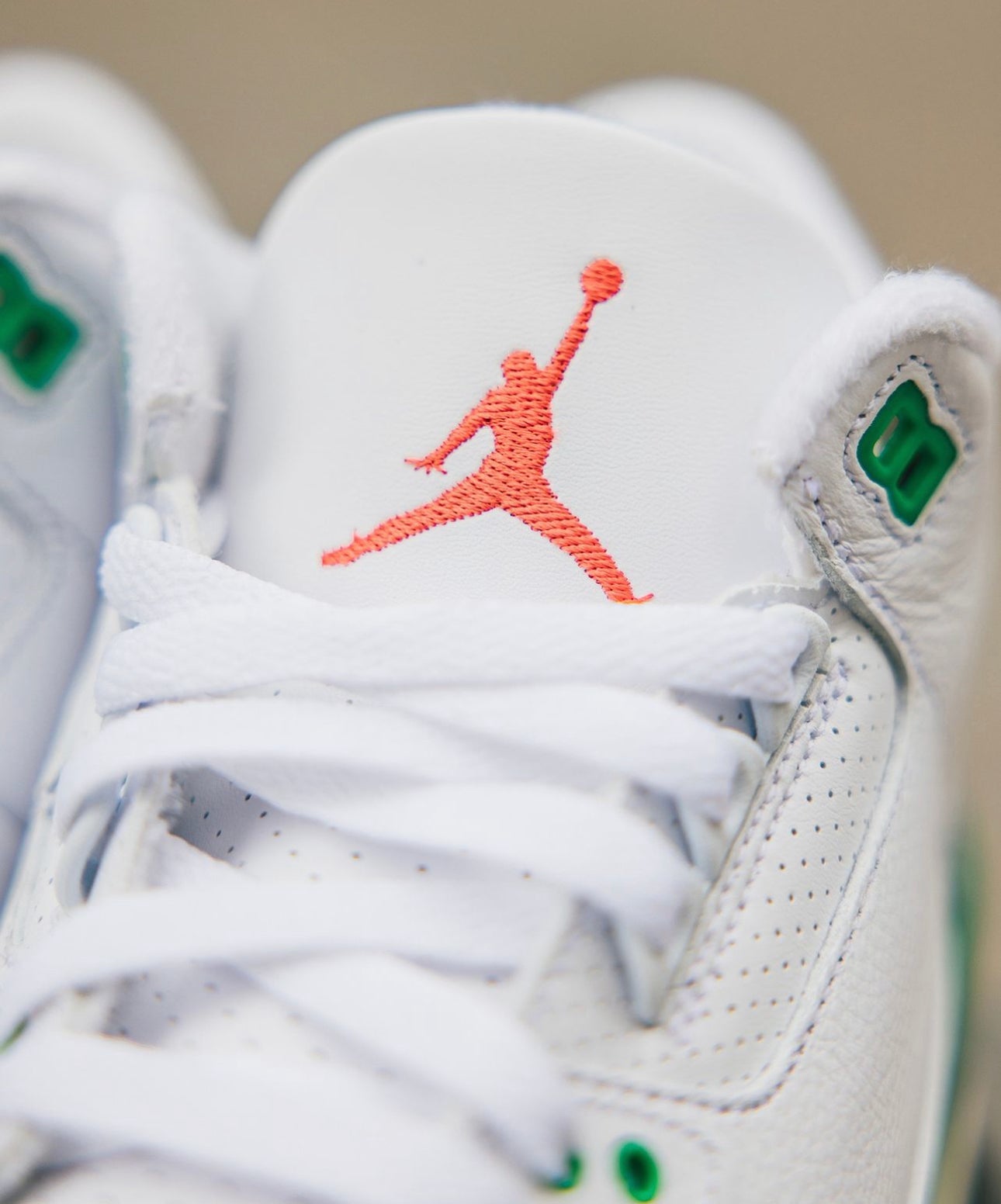 Air Jordan 3 “ Lucky Green “