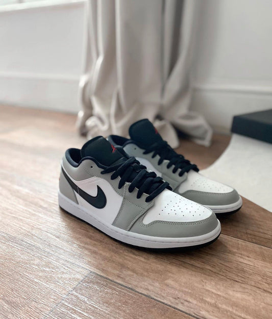 WMNS Air Jordan Retro 1 Low “ Light Smoke Grey”