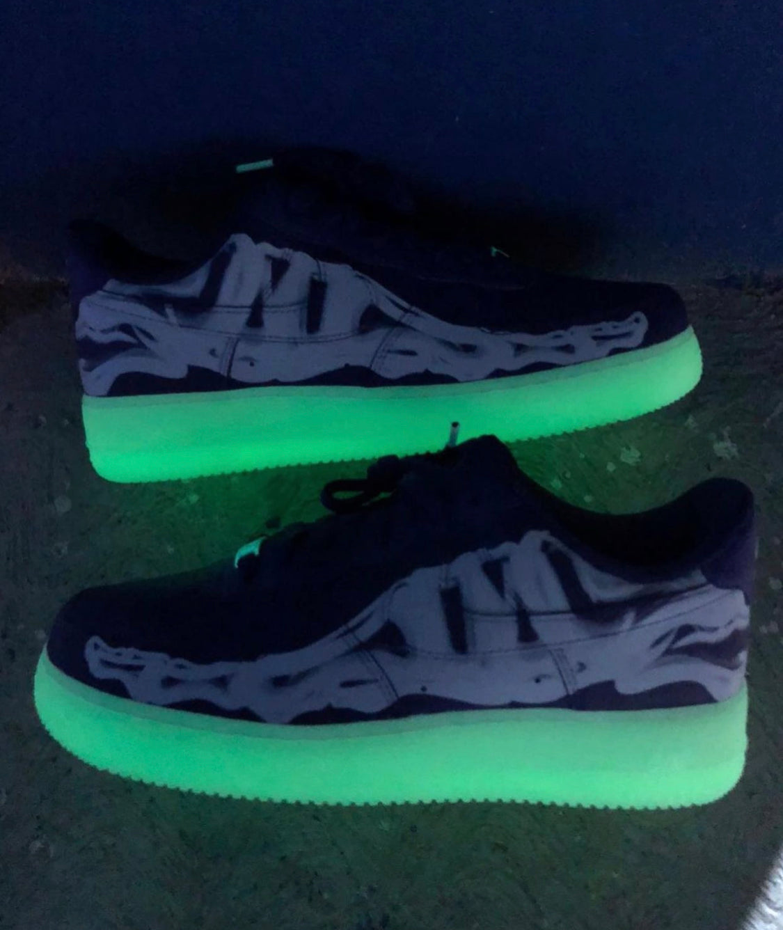 Airforce 1 Low Skeleton “ Purple “ ( Glow In Dark )