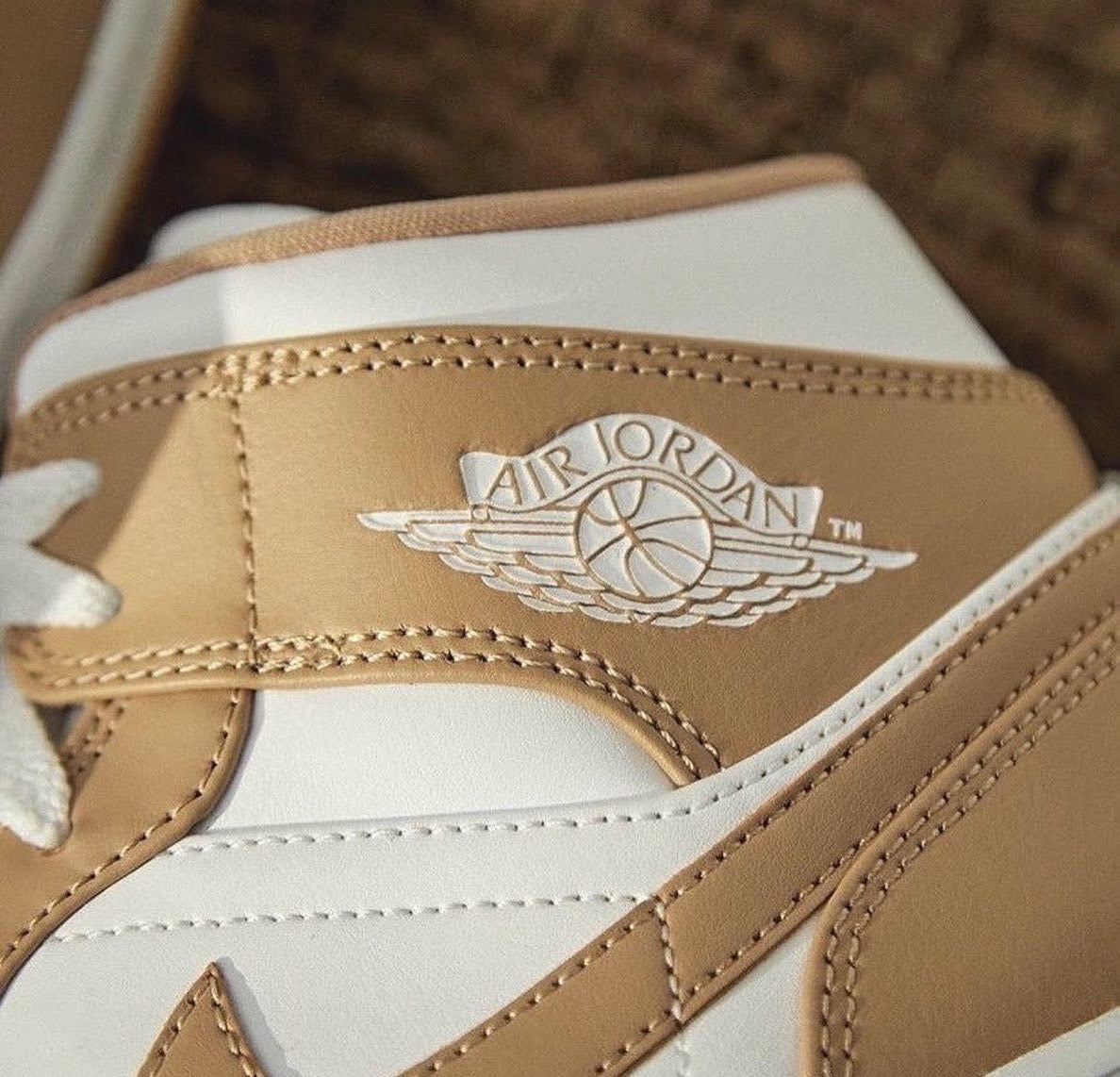 Air Jordan 1 Mid “Tan Gum”