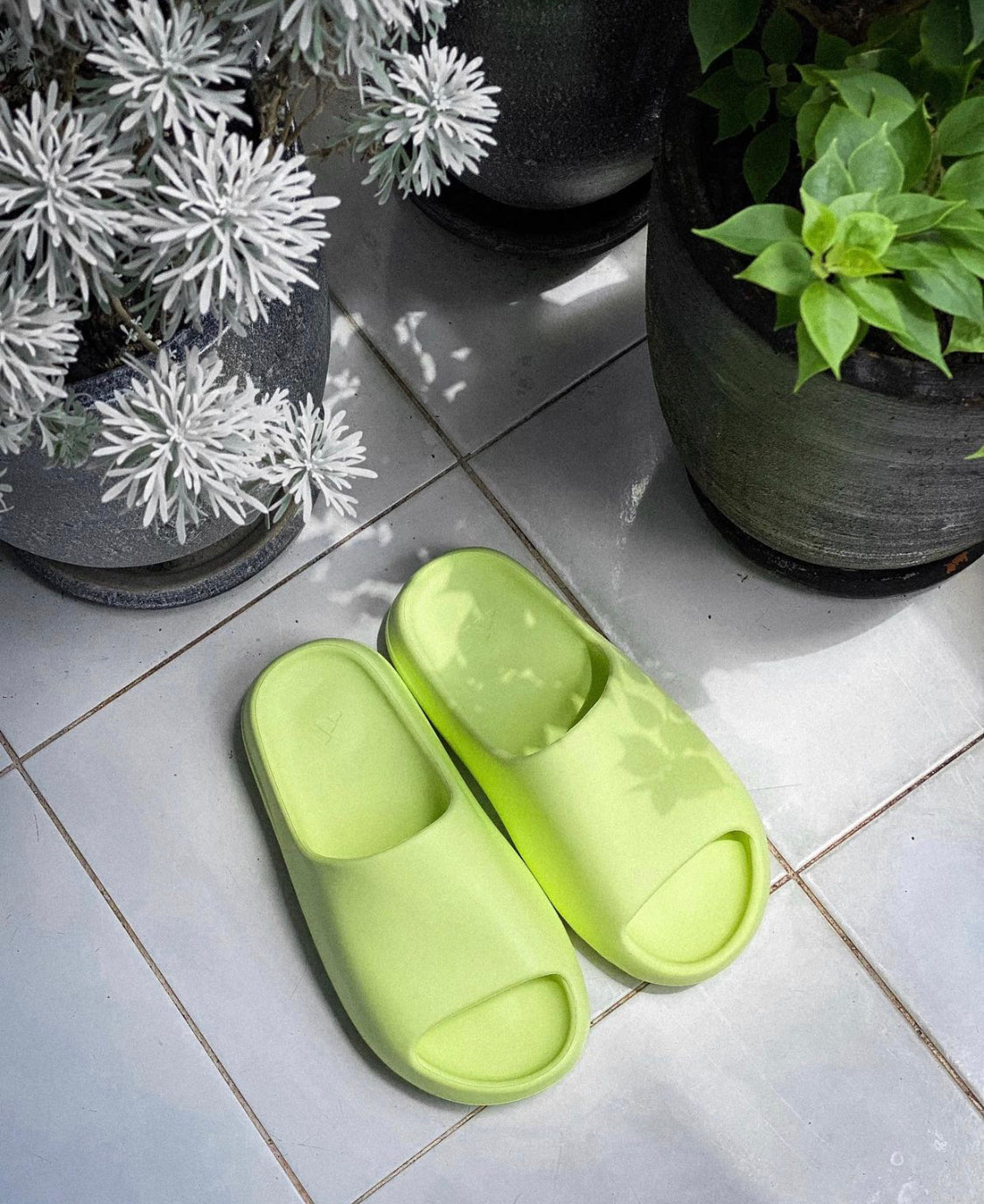 Yeezy Slides “ Glow Green ”