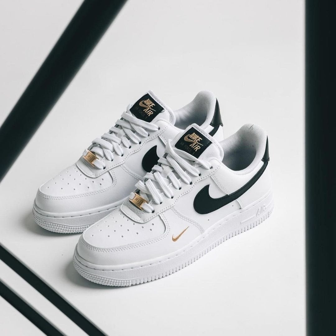 WMNs Airforce 1 Low 07 Essential White / Black