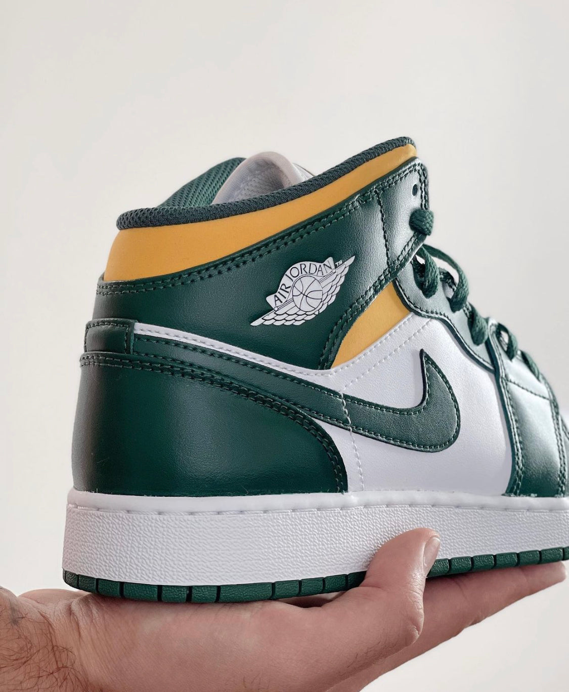 Air Jordan 1 Mid “ Sonics ”