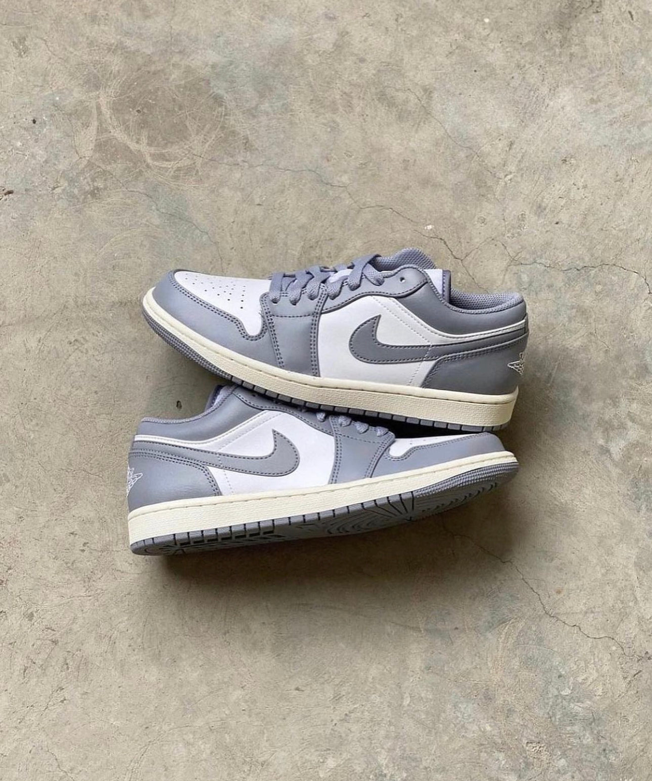 Air Jordan 1 Low “ Stealth Grey “