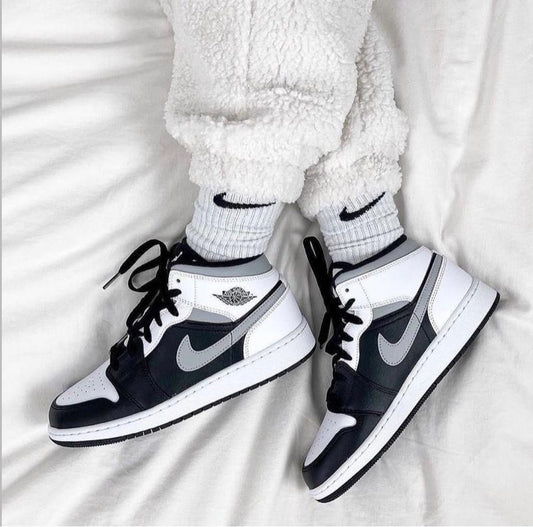 Air Jordan 1 Retro Mid “White Shadow”