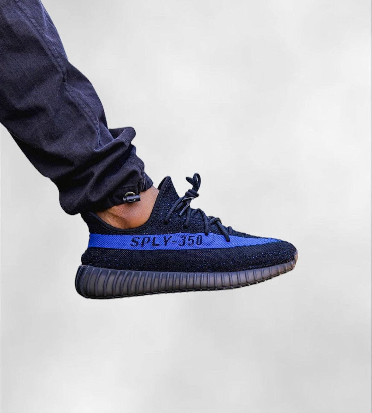 Yeezy Boost 350 V2 “ Dazzling Blue ”