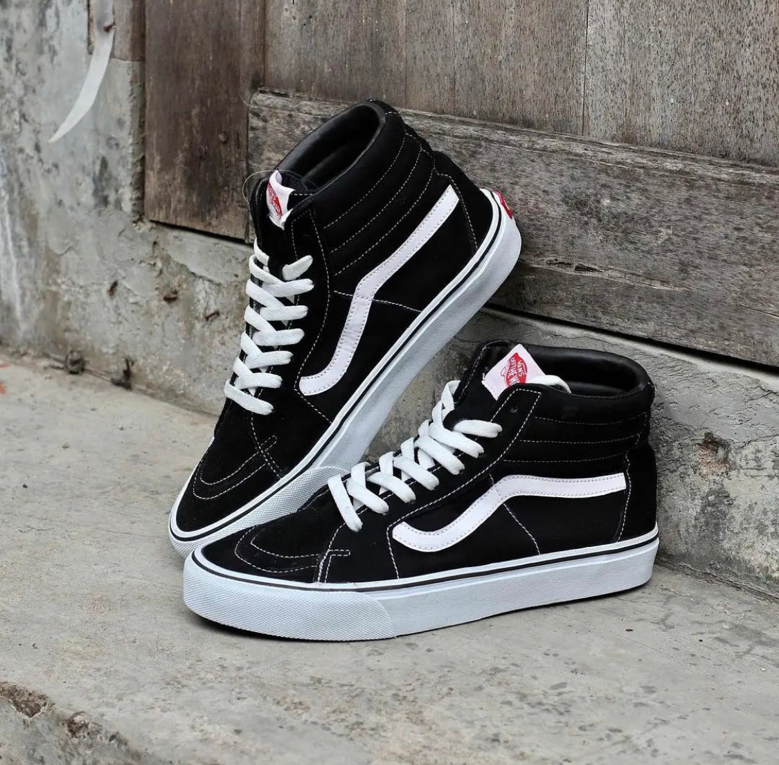 Vans SK8 Hi “ Black White “