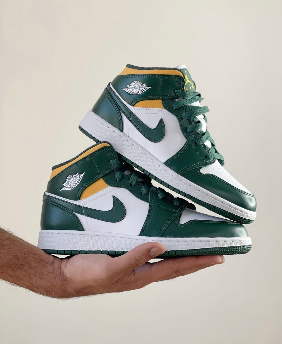 Air Jordan 1 Mid “ Sonics ”