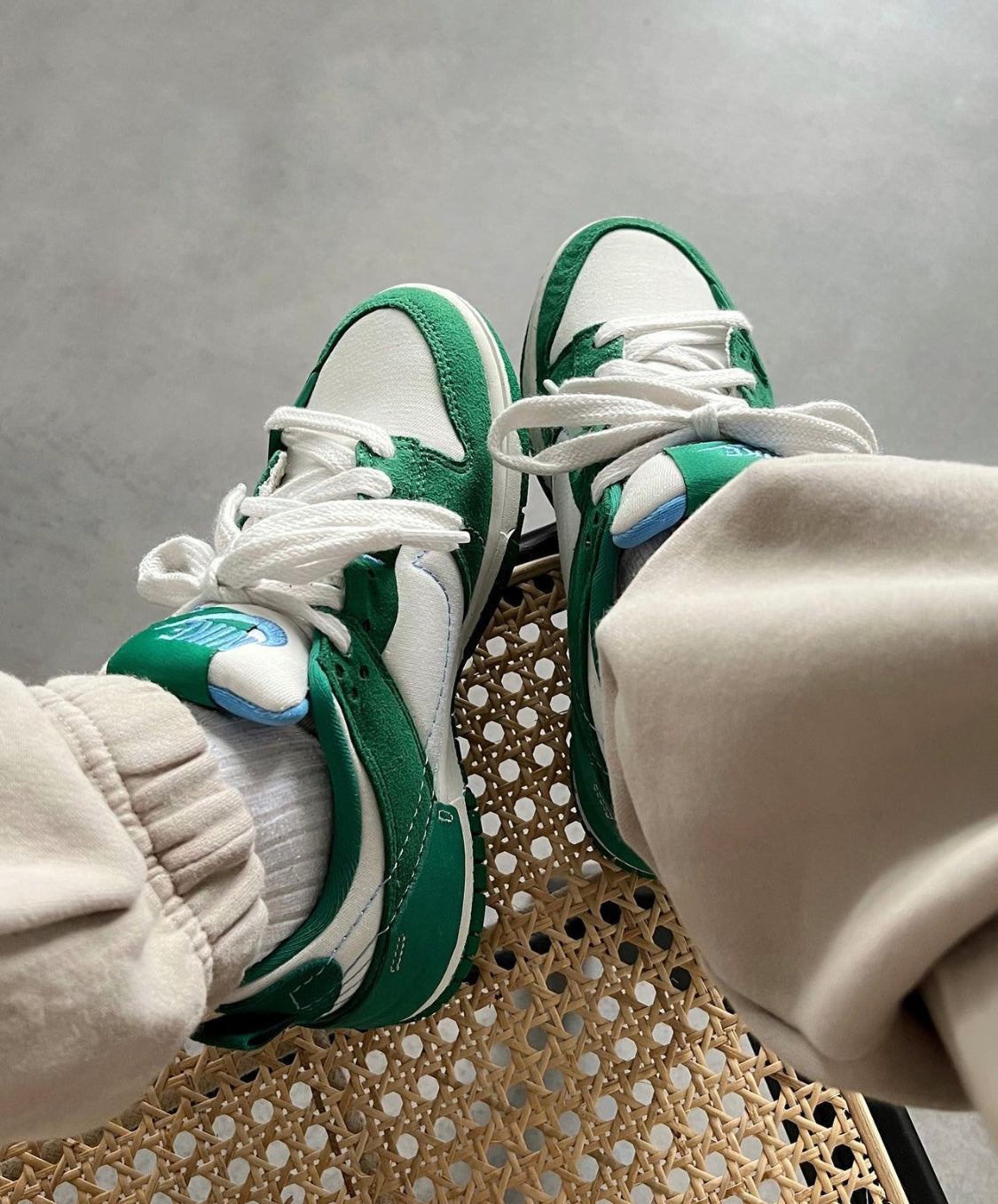 Dunk Low Disrupt 2 “ Phantom “