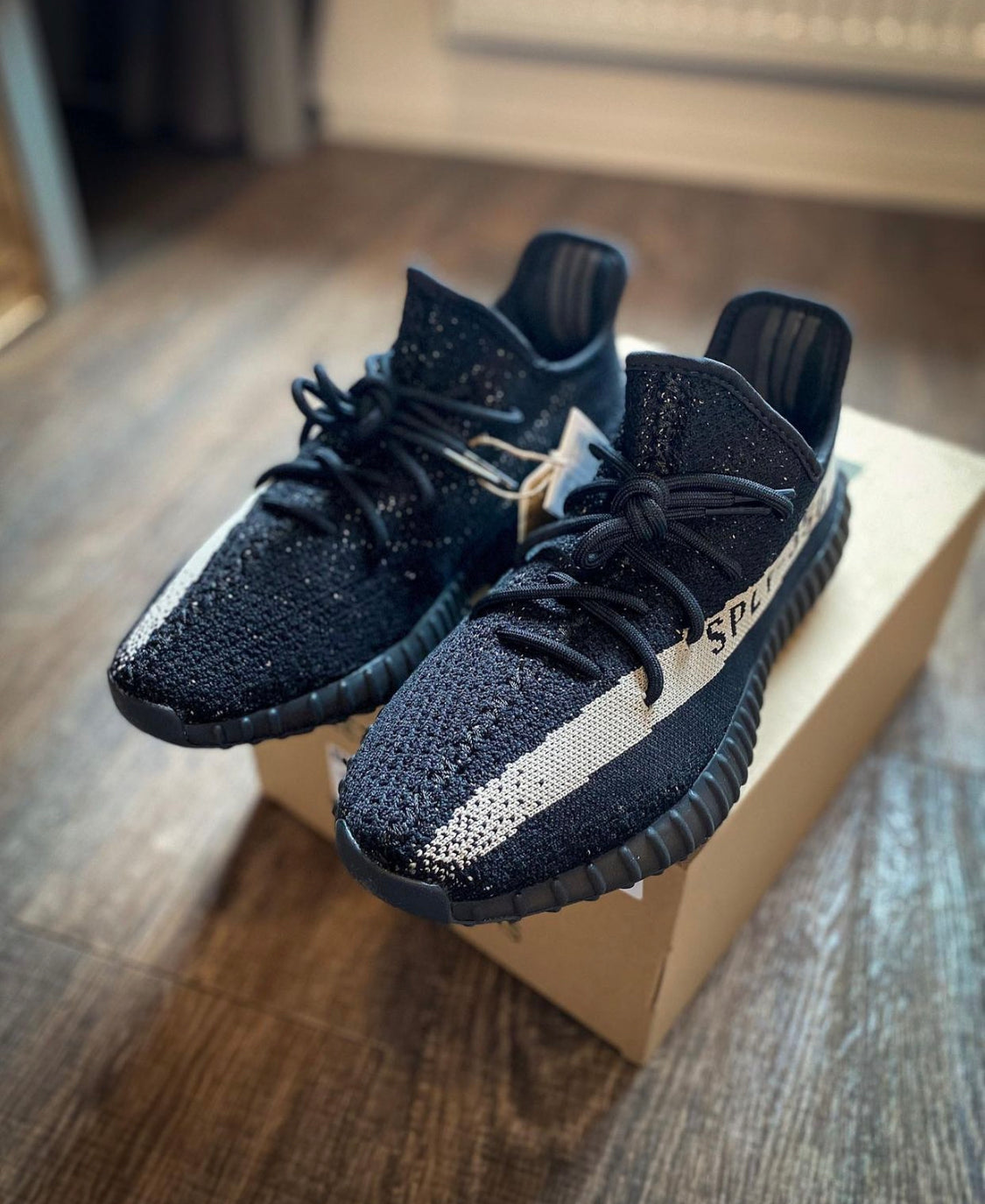 Yeezy Boost 350 V2 Oreo