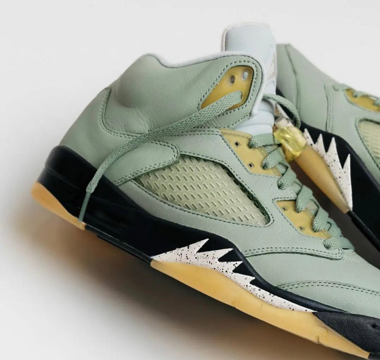 Air Jordan 5 “ jade Horizon “