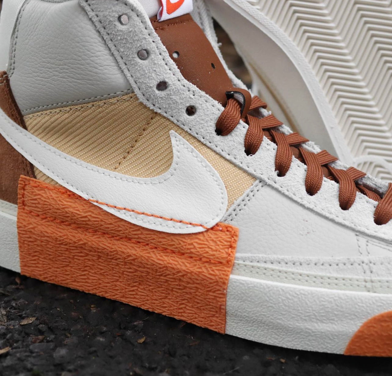 Blazer Mid Remastered “ Habanero Orange “