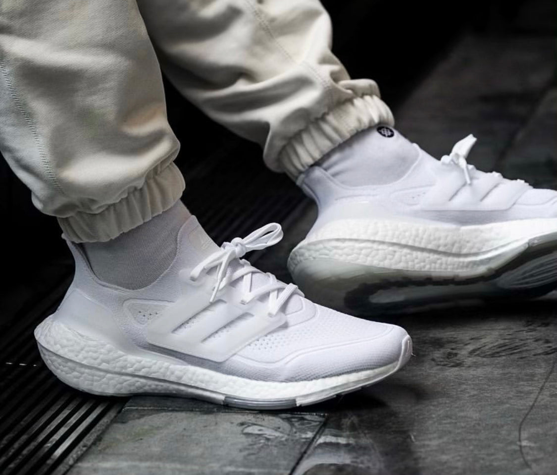 Ultraboost 2021 “Triple White”