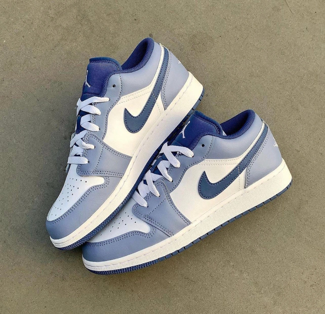 Air Jordan 1 Low “ Steel Blue “