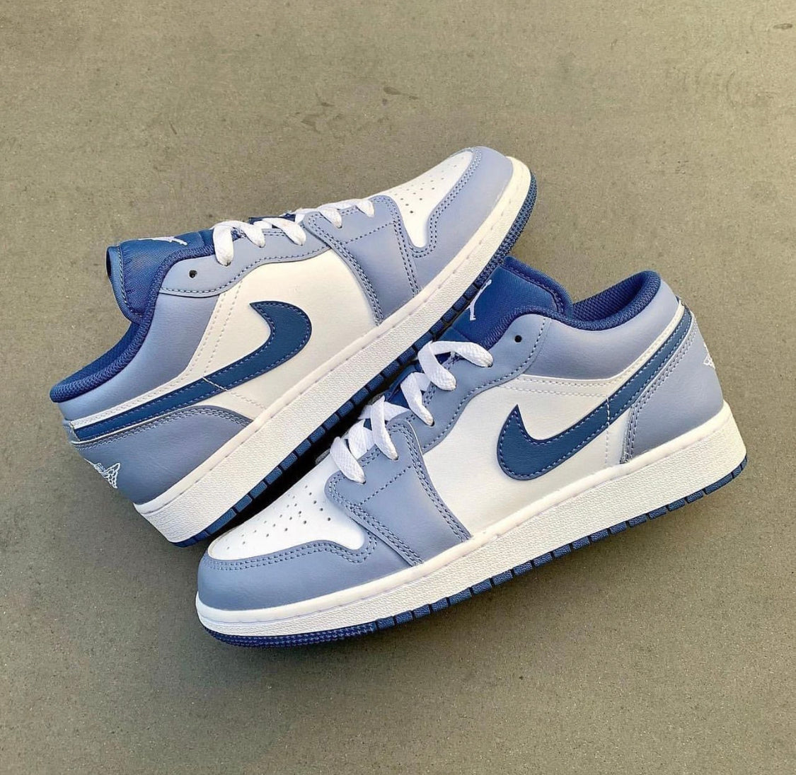 Air Jordan 1 Low “ Steel Blue “