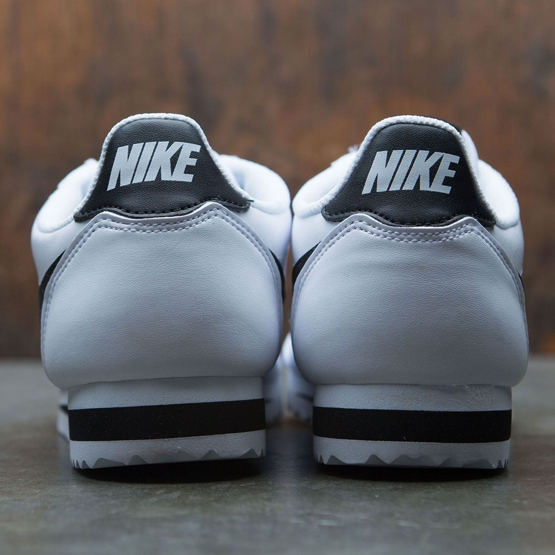 Air Cortez Classic “ Black / White “