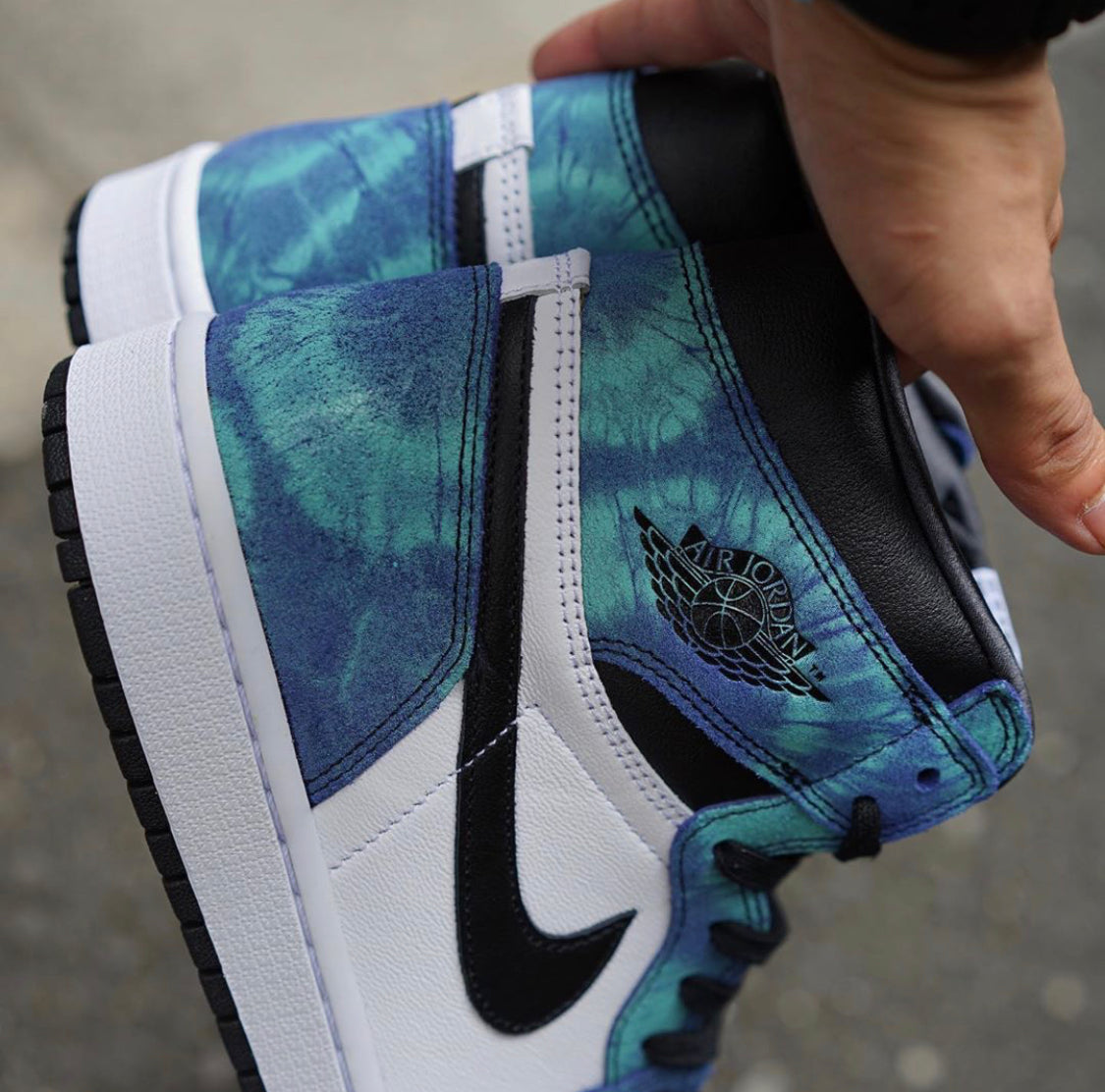 Air Jordan 1 Retro “Tie - Dye”