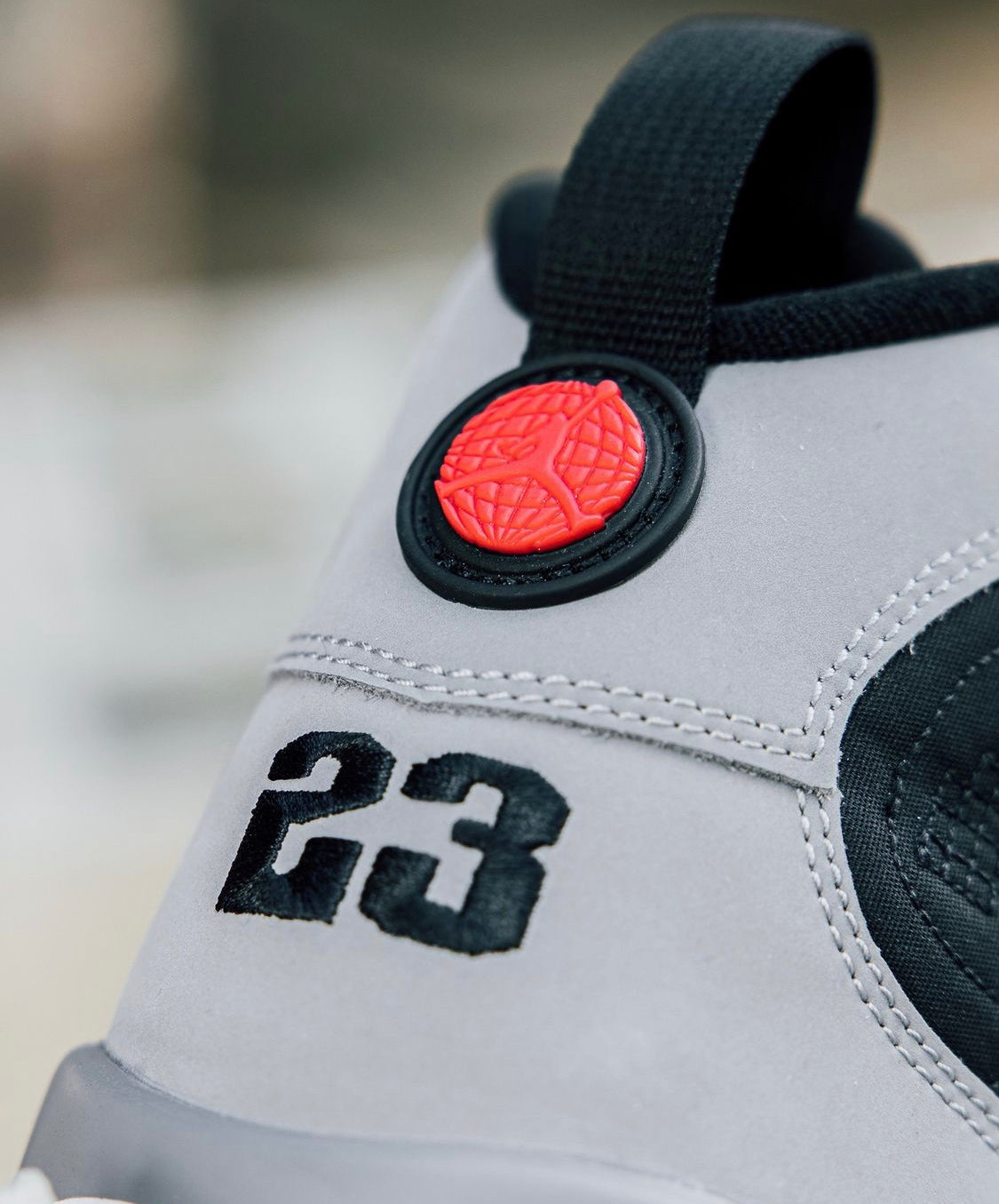 Air Jordan Retro 9 “ Particle Grey “